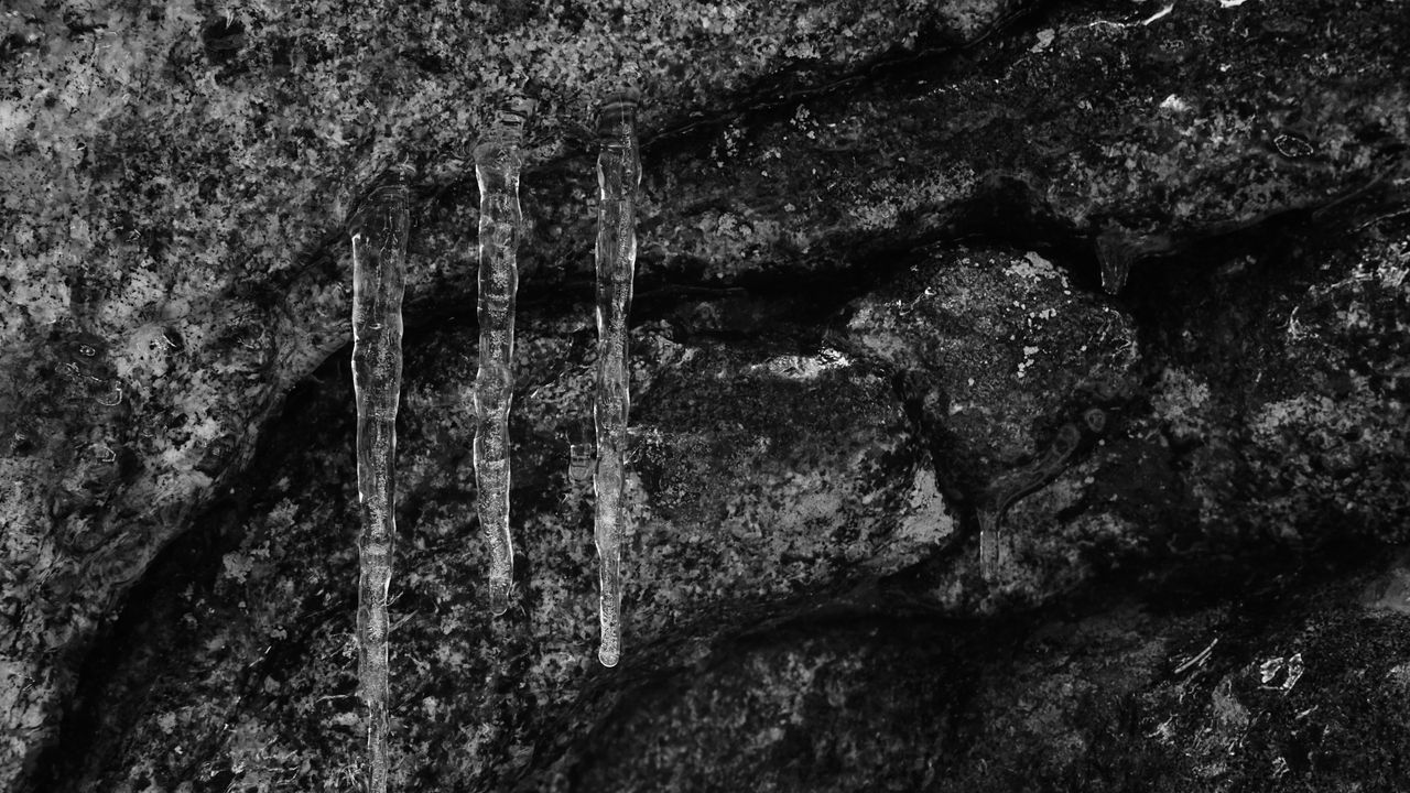 Wallpaper icicles, ice, cave, macro