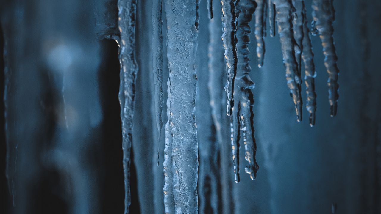 Wallpaper icicles, ice, frozen, frost, macro