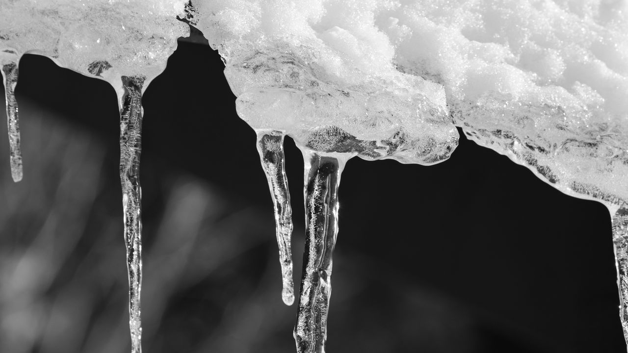 Wallpaper icicles, ice, winter, macro