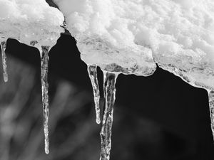 Preview wallpaper icicles, ice, winter, macro