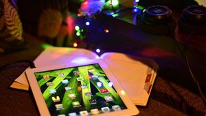 Preview wallpaper ipad, holiday, light, new year