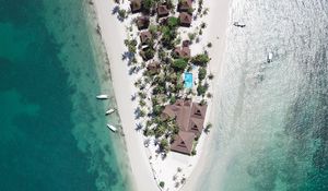 Preview wallpaper island, bungalow, boats, ocean, aerial view