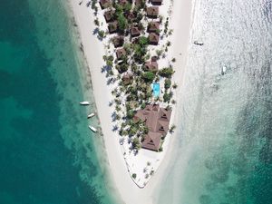 Preview wallpaper island, bungalow, boats, ocean, aerial view