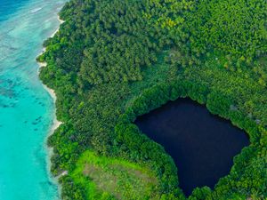 Preview wallpaper island, lagoon, aerial view, ocean, tropics