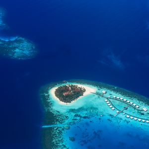 Preview wallpaper island, ocean, top view, tropics, paradise, bay