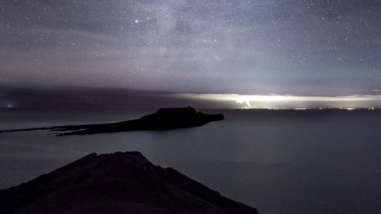 Wallpaper island, sea, starry sky, night, dark