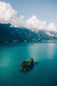 Preview wallpaper island, water, mountains, grindelwald, switzerland