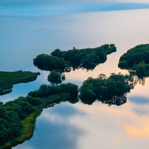 Preview wallpaper island, water, trees, ripples