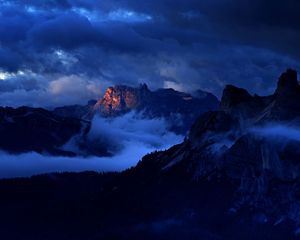 Preview wallpaper italy, alps, sky, mountains, clouds