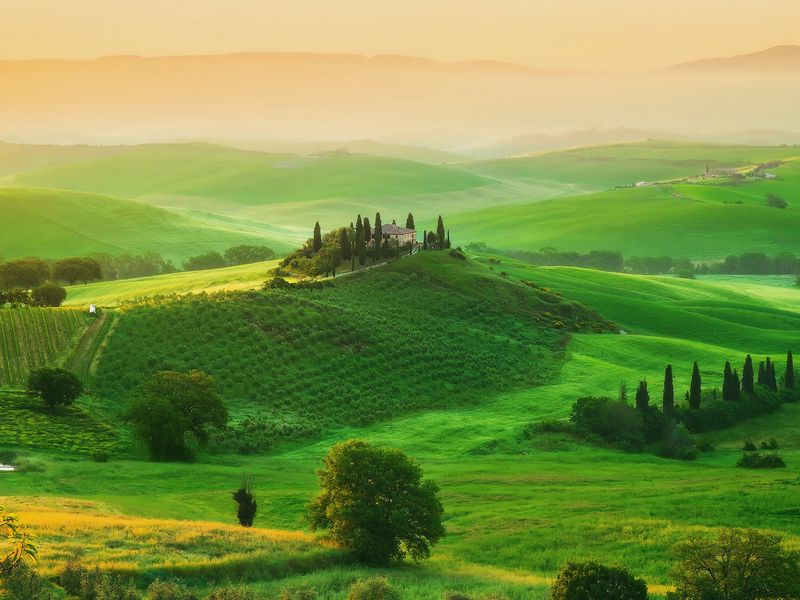 tuscany desktop wallpaper