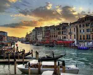 Preview wallpaper italy, venice, houses, canal, hdr