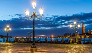 Preview wallpaper italy, venice, lights, night, tile, coast
