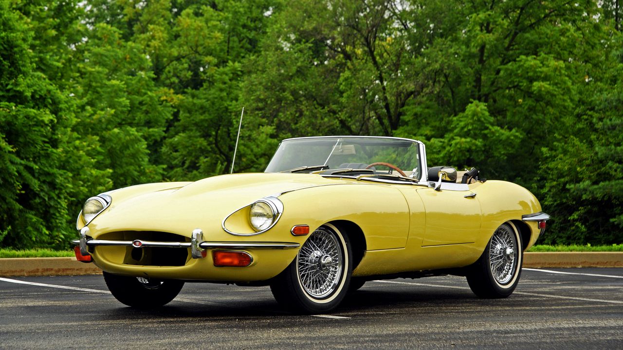 Wallpaper jaguar, e-type, 1968, convertible, yellow