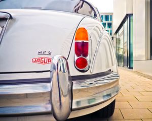 Preview wallpaper jaguar, oldtimer, rear bumper, retro
