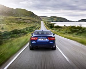 Preview wallpaper jaguar xe, jaguar, movement, speed, blue, car