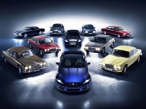 Preview wallpaper jaguar xj, jaguar, cars, generation, retro