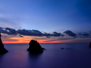 Preview wallpaper japan, shizuoka prefecture, island, beach, cliffs, ocean, calm, evening, orange, sunset, blue, sky, clouds
