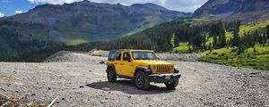 Preview wallpaper jeep, car, suv, yellow, mountains, nature