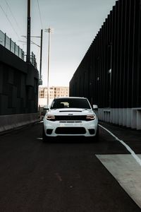 Preview wallpaper jeep, car, suv, white, road