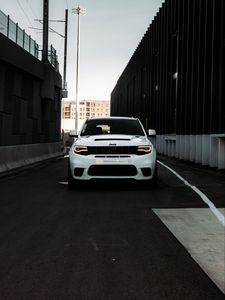 Preview wallpaper jeep, car, suv, white, road