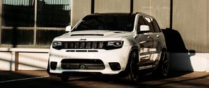 Preview wallpaper jeep, car, suv, white, building, parking