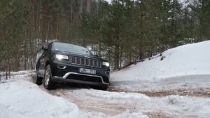 Preview wallpaper jeep renegade, jeep, car, suv, black, snow