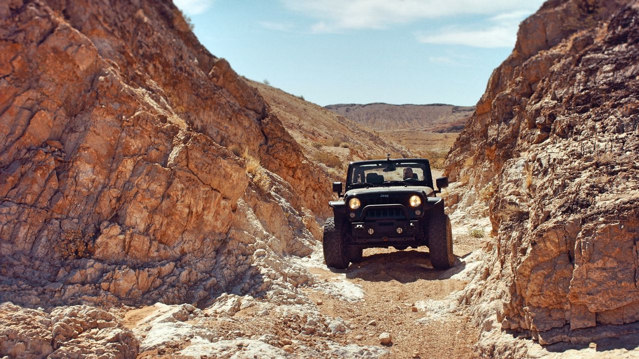 Wallpaper jeep, suv, rocks, desert