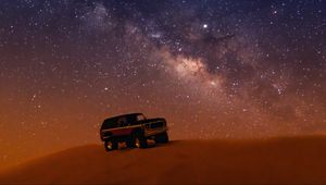 Preview wallpaper jeep, suv, side view, starry sky, desert
