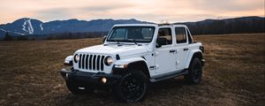 Preview wallpaper jeep wrangler, jeep, car, lights, white