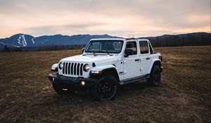 Preview wallpaper jeep wrangler, jeep, car, lights, white