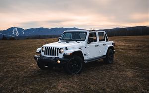 Preview wallpaper jeep wrangler, jeep, car, lights, white