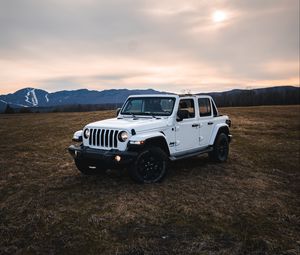 Preview wallpaper jeep wrangler, jeep, car, lights, white