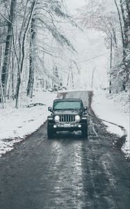 Preview wallpaper jeep wrangler, jeep, car, suv, road, snow