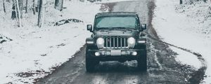 Preview wallpaper jeep wrangler, jeep, car, suv, road, snow