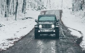 Preview wallpaper jeep wrangler, jeep, car, suv, road, snow