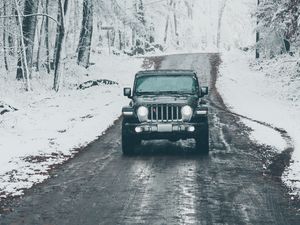 Preview wallpaper jeep wrangler, jeep, car, suv, road, snow