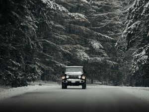 Preview wallpaper jeep wrangler, jeep, car, suv, black, snow, road