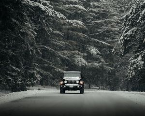 Preview wallpaper jeep wrangler, jeep, car, suv, black, snow, road