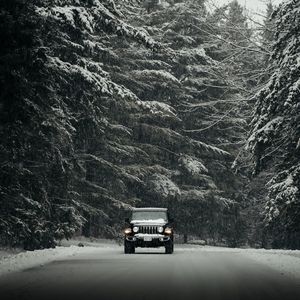 Preview wallpaper jeep wrangler, jeep, car, suv, black, snow, road