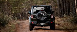 Preview wallpaper jeep wrangler, jeep, car, suv, black, forest, road