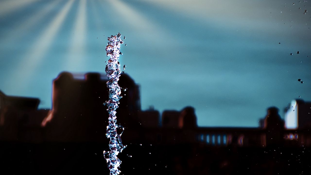 Wallpaper jet, water, fountain, light