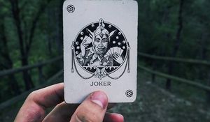 Preview wallpaper joker, card, hand