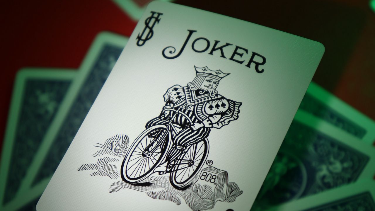 1280x720 Wallpaper joker, word, inscription, cards