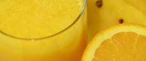 Preview wallpaper juice, glass, orange, slices, fruits, food, yellow