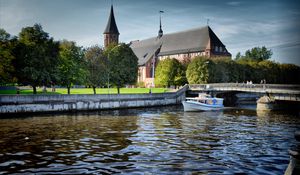 Preview wallpaper kaliningrad, bridge, ship, russia