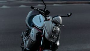 Preview wallpaper kawasaki er-6n, kawasaki, motorcycle, bike, gray, sports