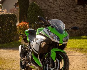 Preview wallpaper kawasaki, motorcycle, bike, green