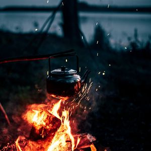 Preview wallpaper kettle, campfire, hiking, tourism, night