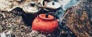 Preview wallpaper kettle, fire, stones