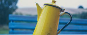 Preview wallpaper kettle, yellow, table